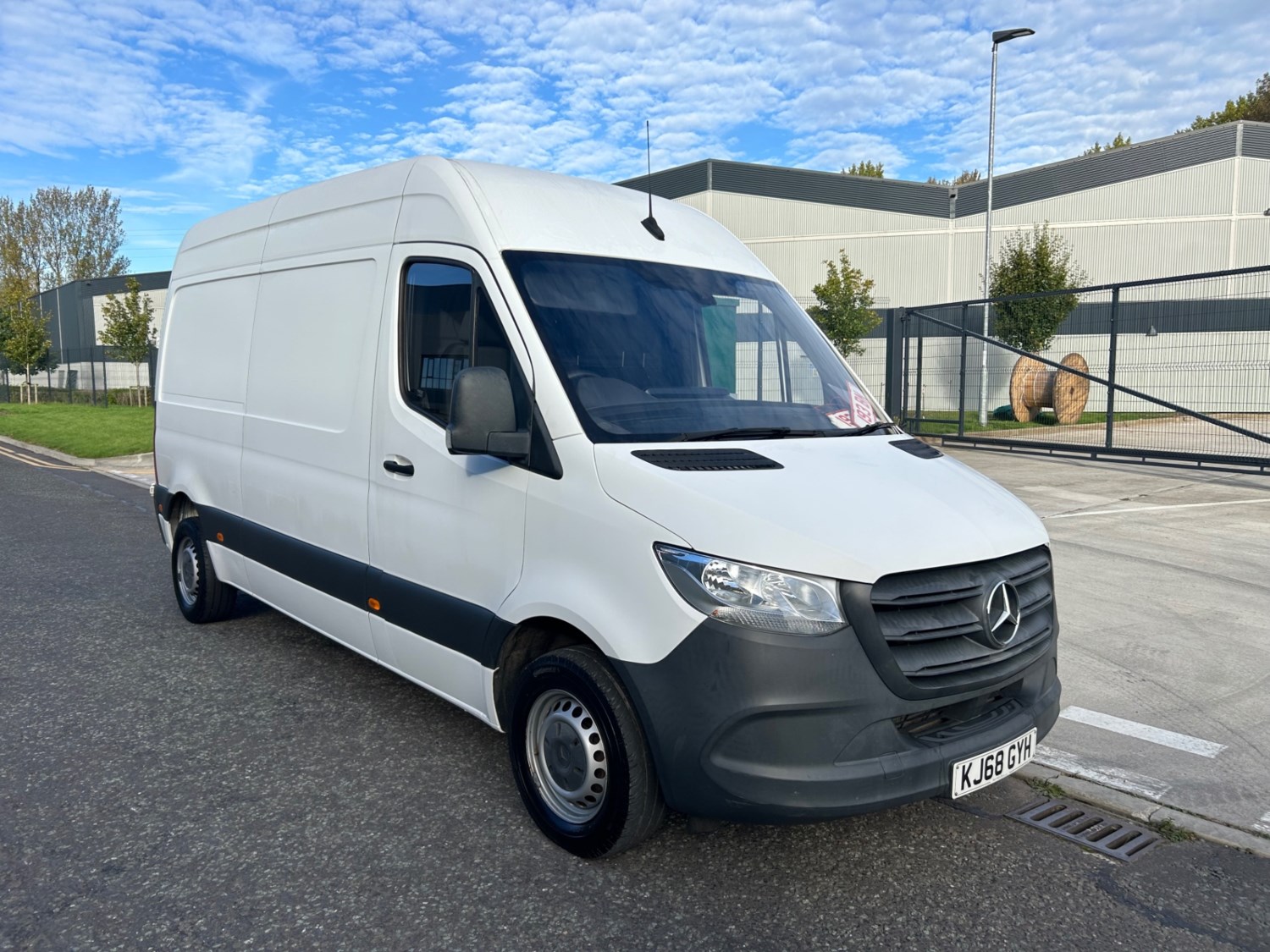 Mercedes-Benz Sprinter Listing Image