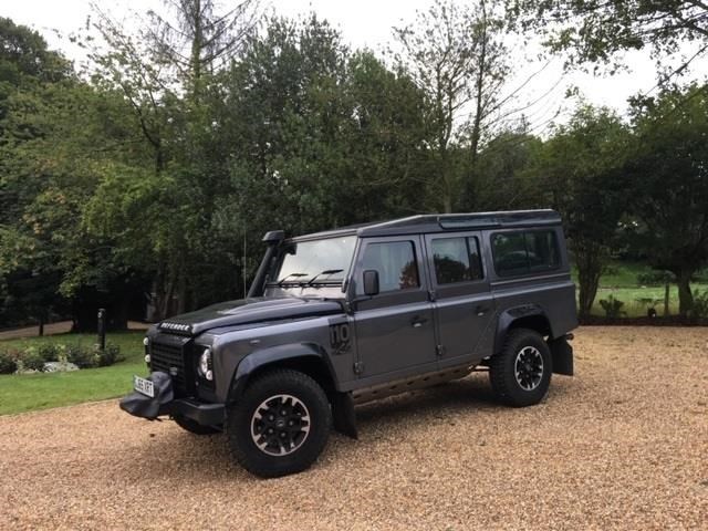 Land Rover Defender 110 Listing Image