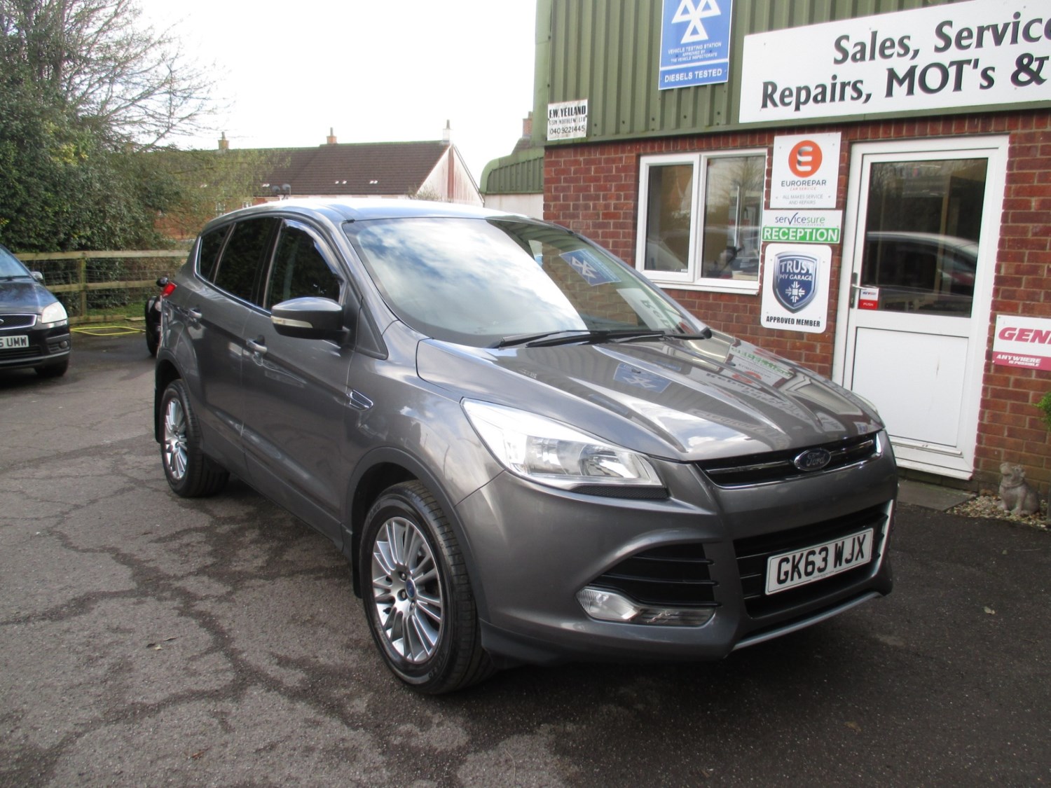 Ford Kuga Listing Image