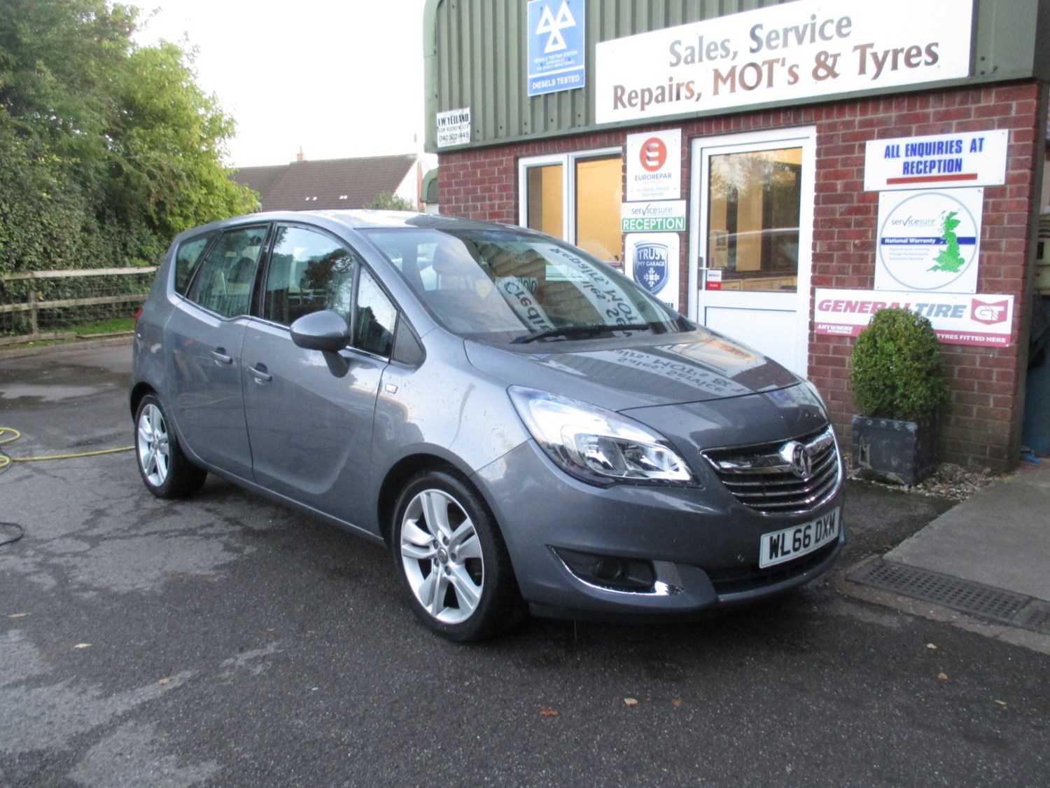 Vauxhall Meriva Listing Image