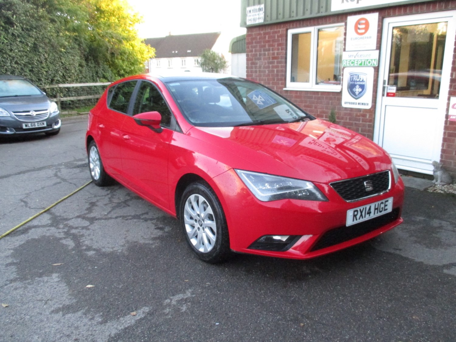 SEAT Leon Listing Image