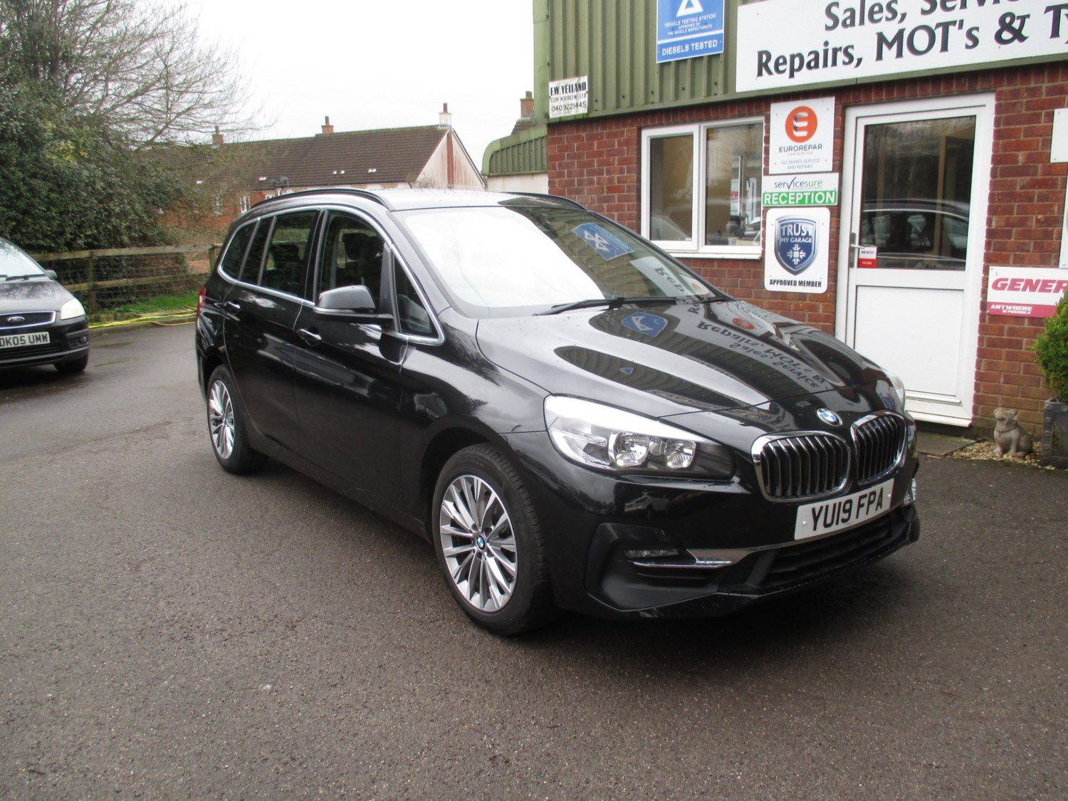 BMW 2 Series Listing Image