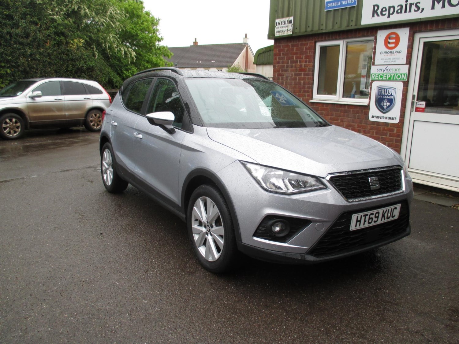 SEAT Arona Listing Image