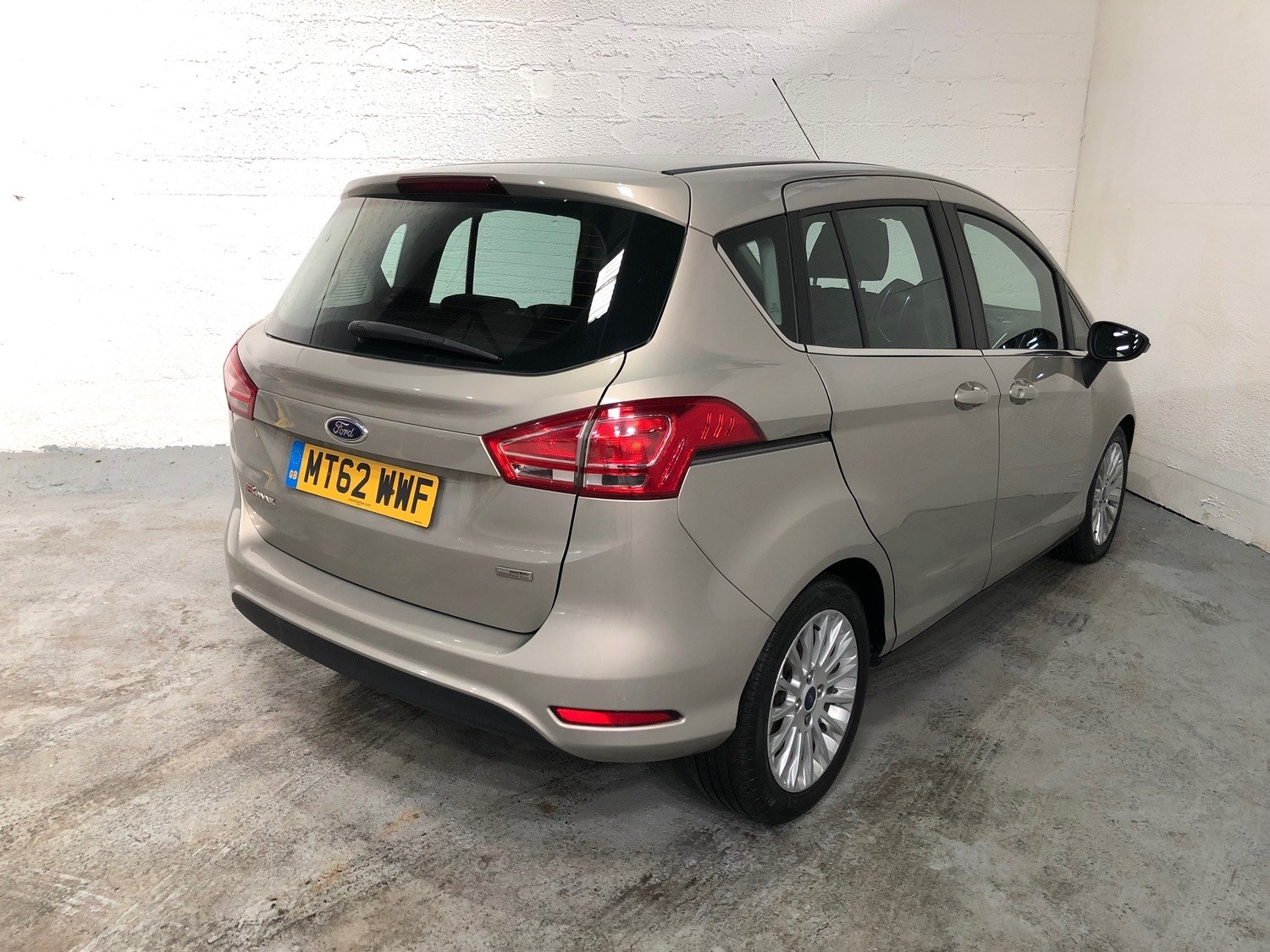 Ford B-Max Listing Image