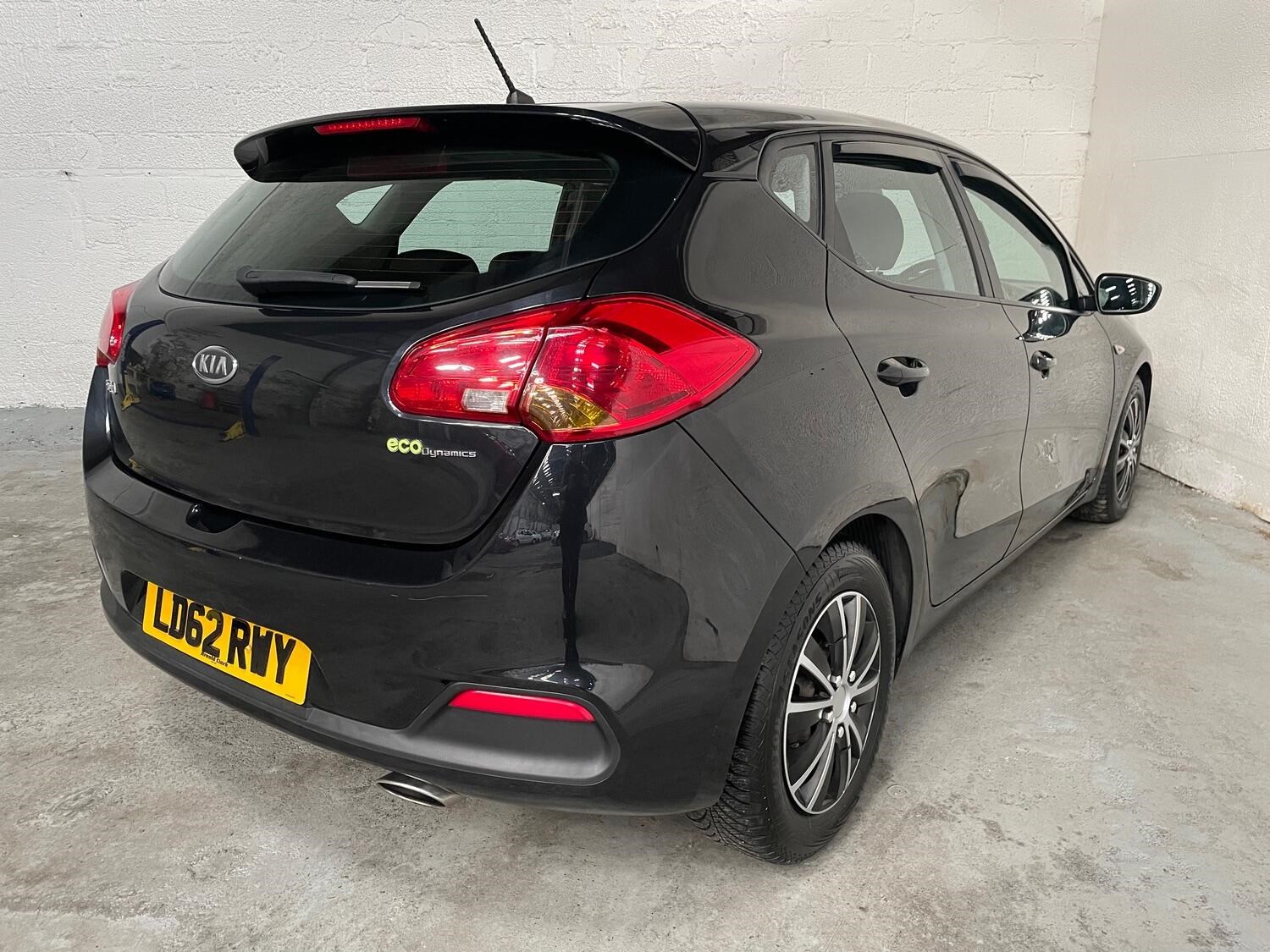 Kia Ceed Listing Image