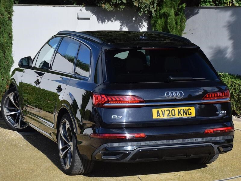 Audi Q7 Listing Image