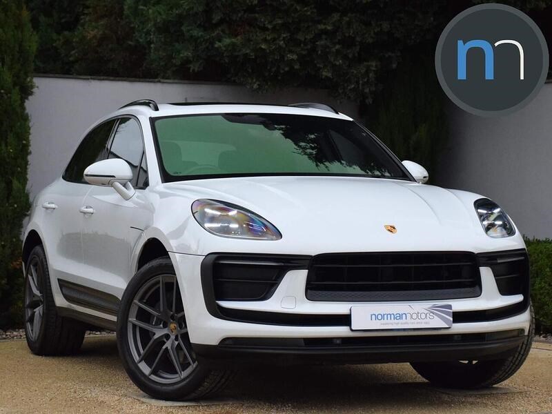 Porsche Macan Listing Image