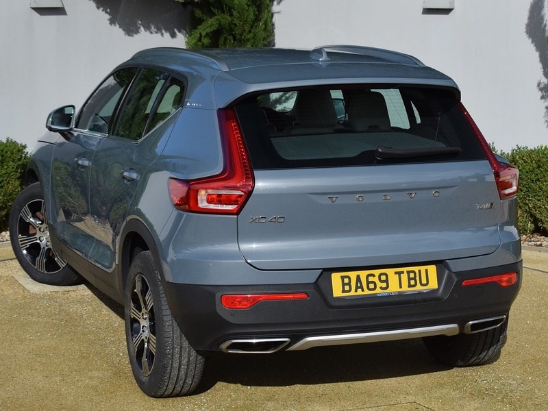 Volvo XC40 Listing Image