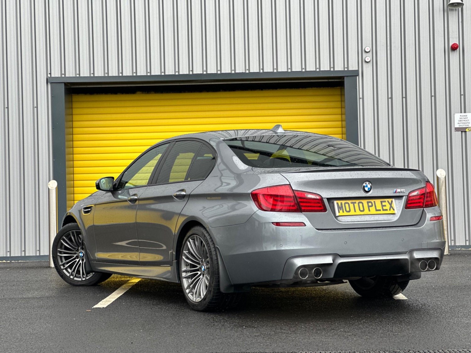 BMW M5 Listing Image