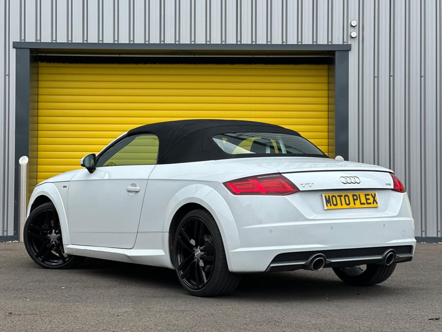 Audi TT Listing Image