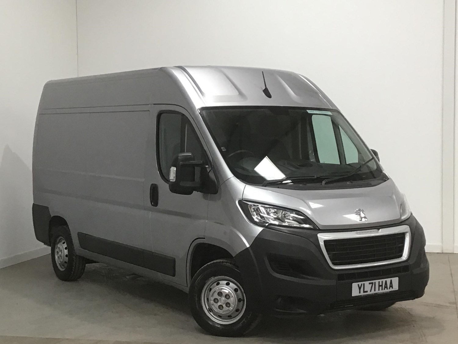 Peugeot Boxer Listing Image