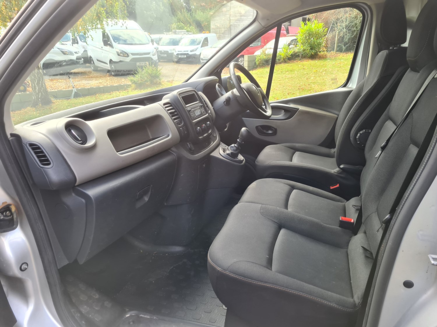 Renault Trafic Listing Image