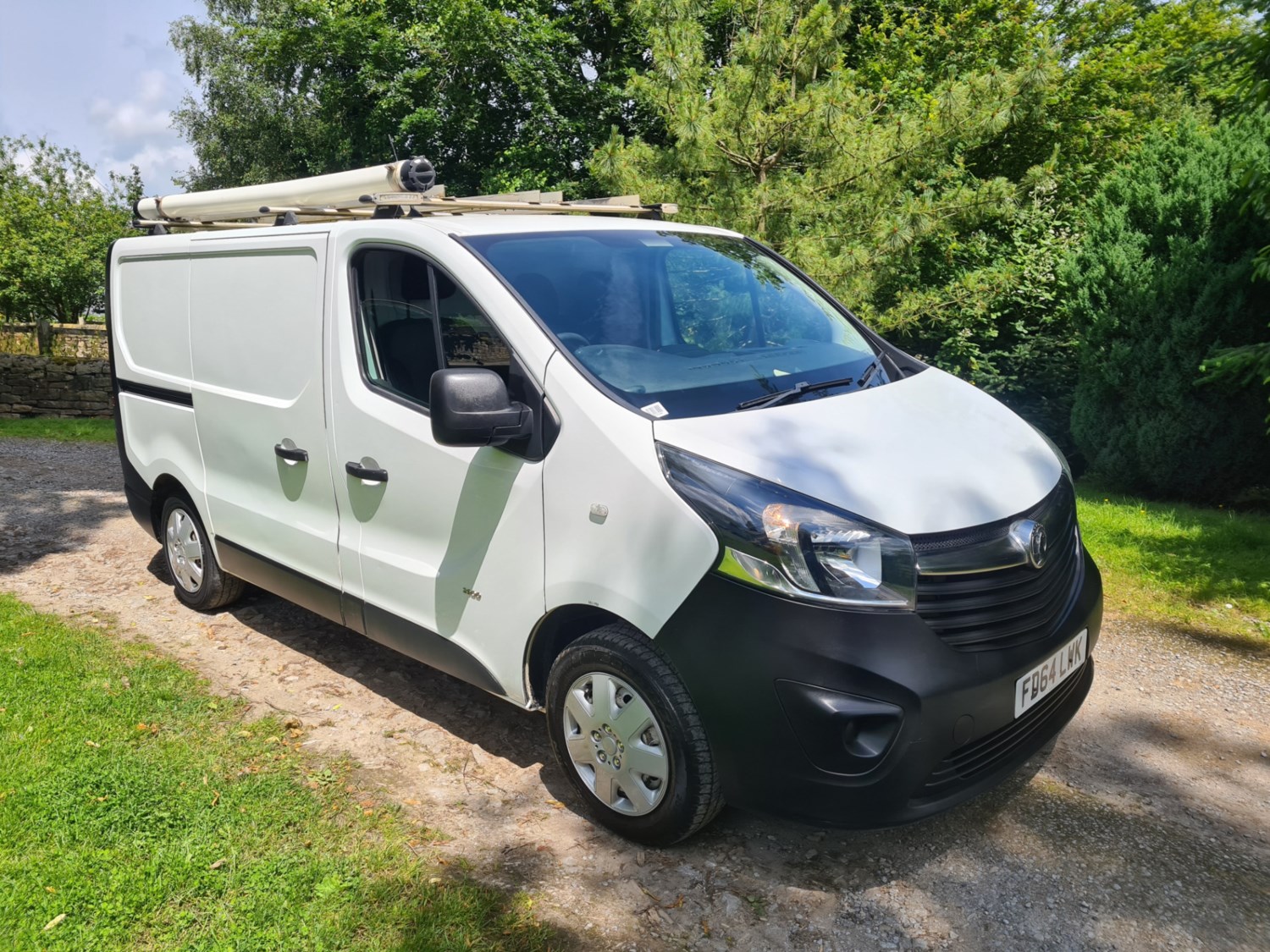 Vauxhall Vivaro Listing Image