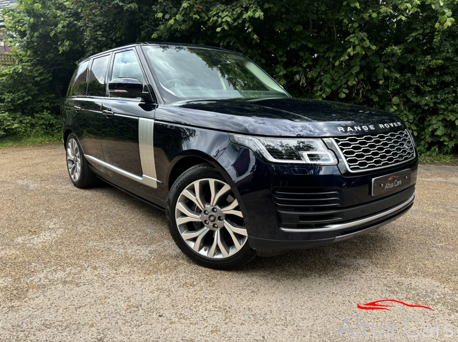 Land Rover Range Rover Listing Image