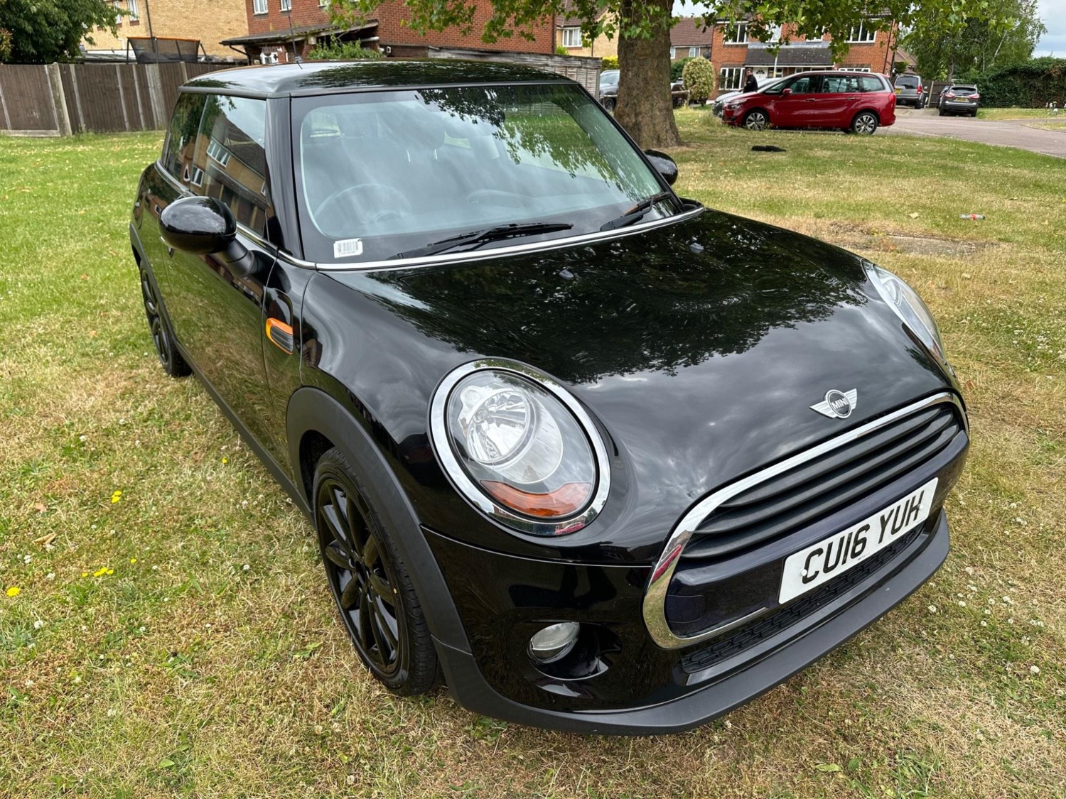 MINI Hatch Listing Image