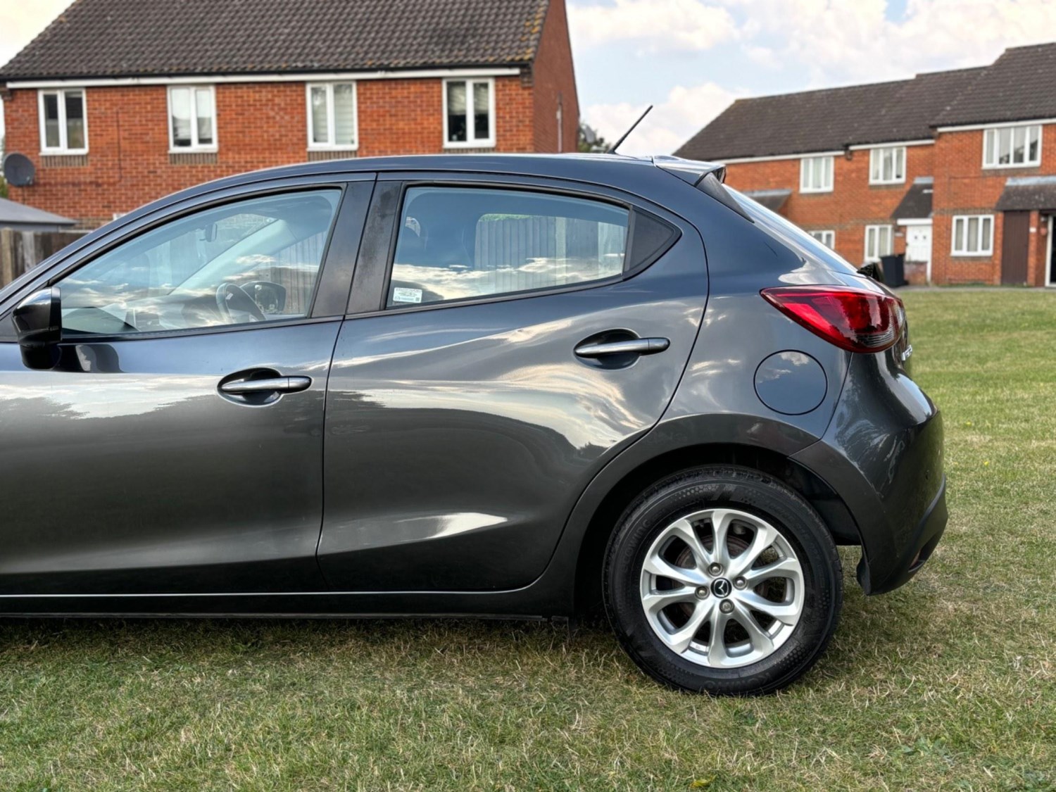 Mazda 2 Listing Image