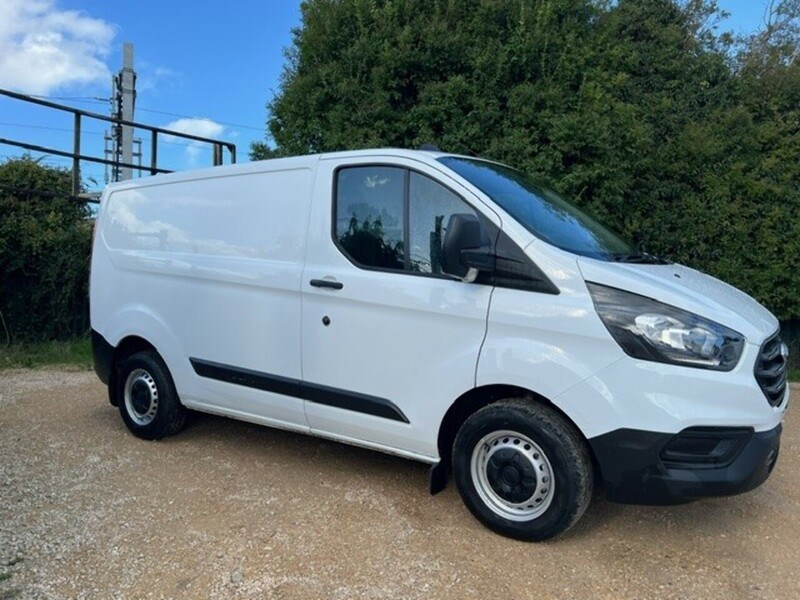 Ford Transit Custom Listing Image