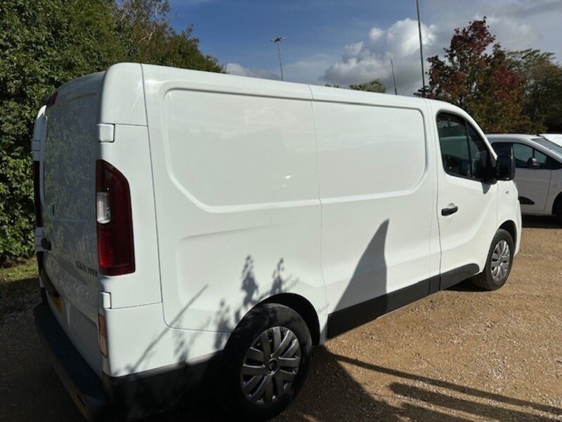 Renault Trafic Listing Image