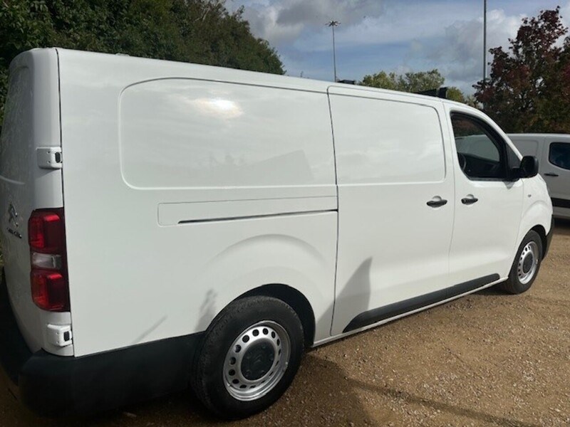 Citroen Dispatch Listing Image