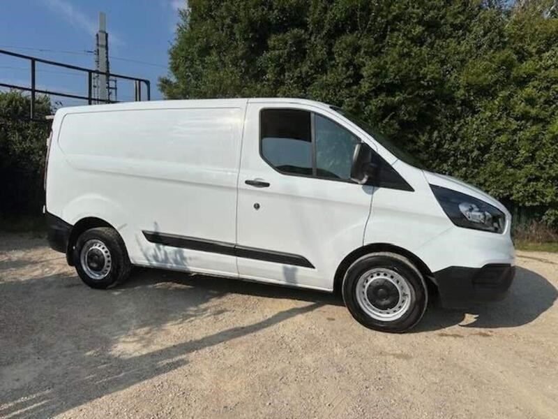 Ford Transit Custom Listing Image