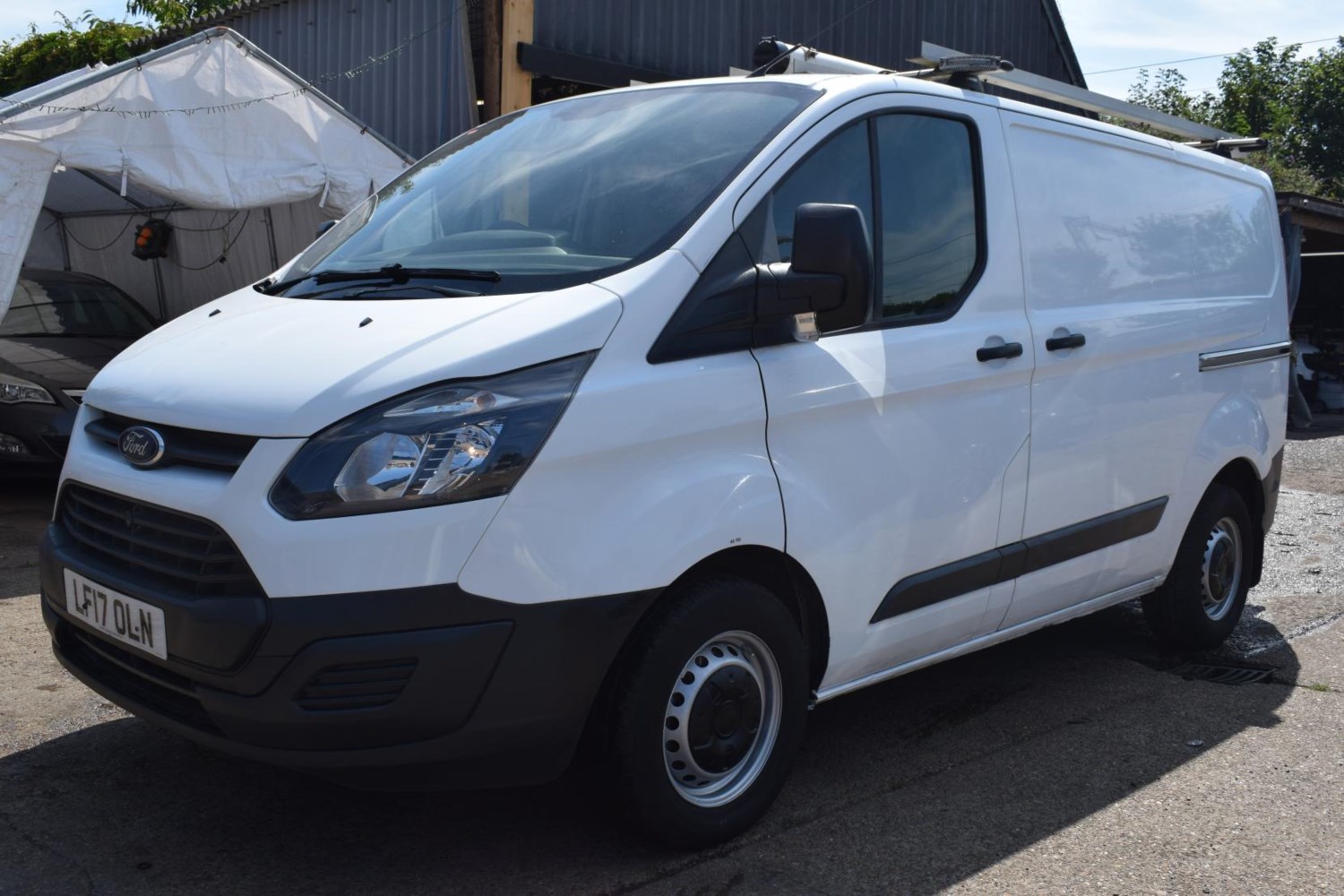 Ford Transit Custom Listing Image