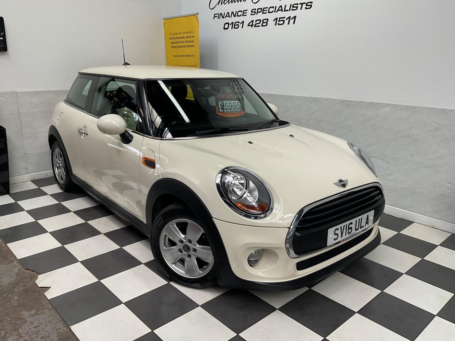 MINI Hatch Listing Image