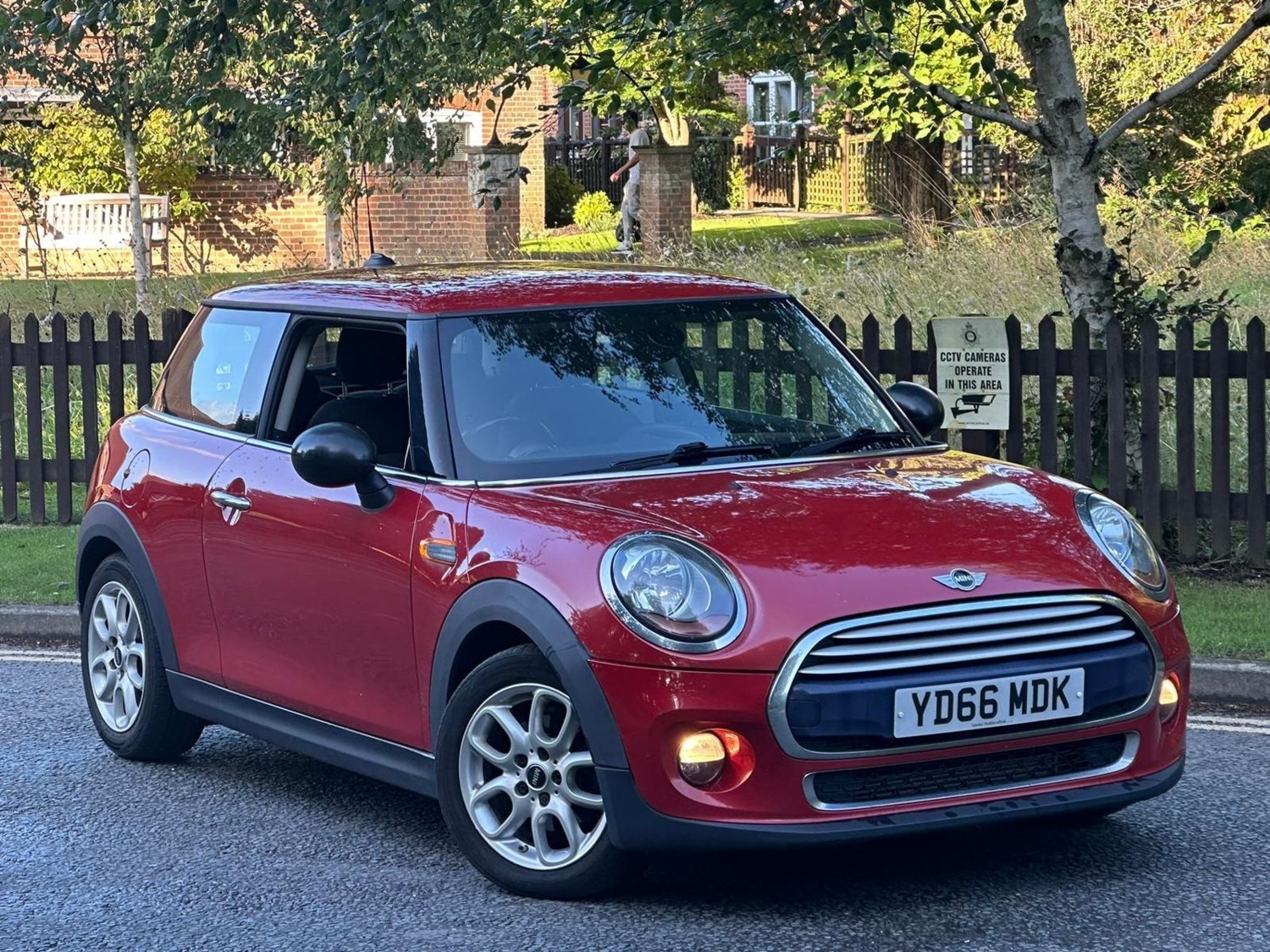 MINI Hatch Listing Image