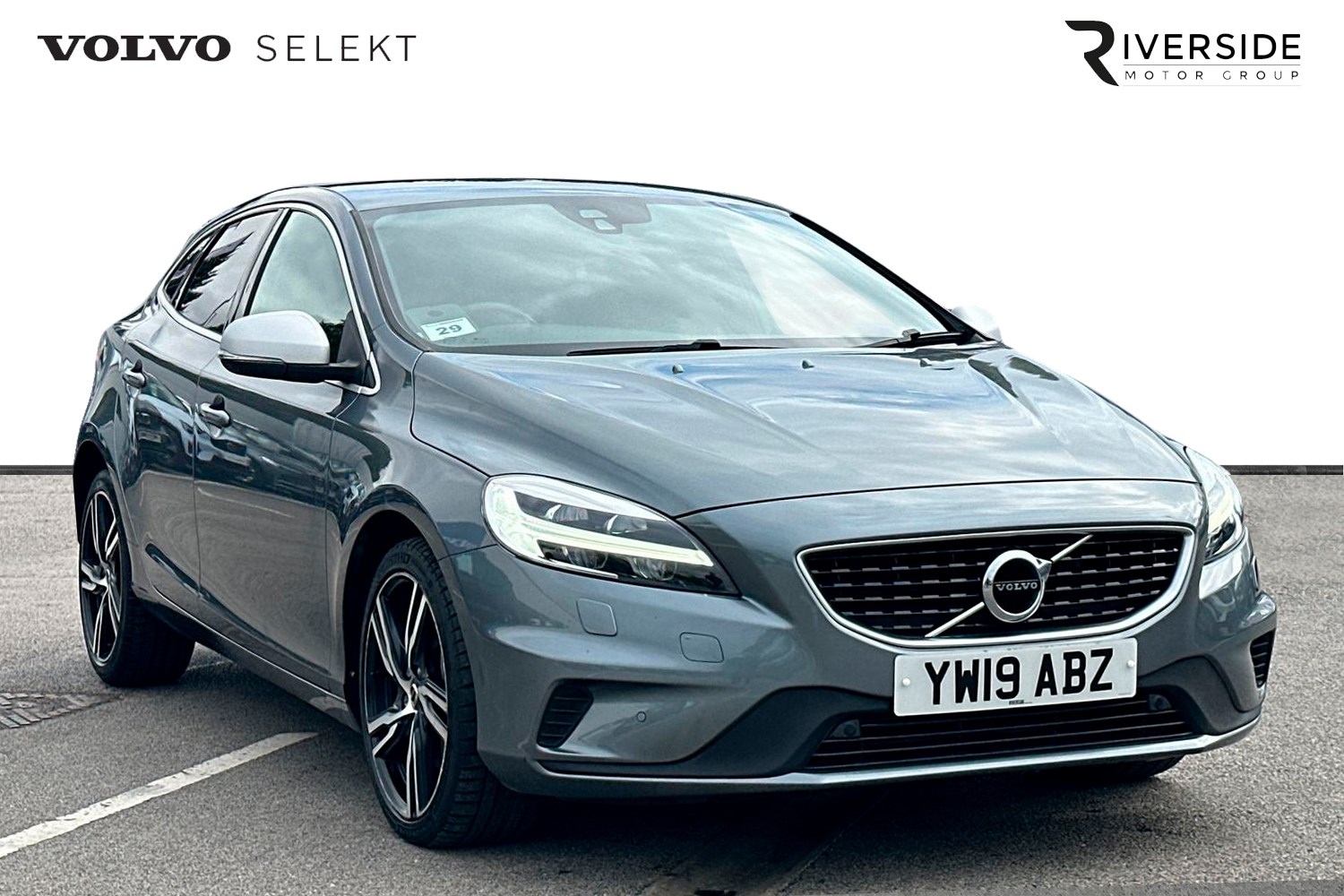 Volvo V40 Listing Image