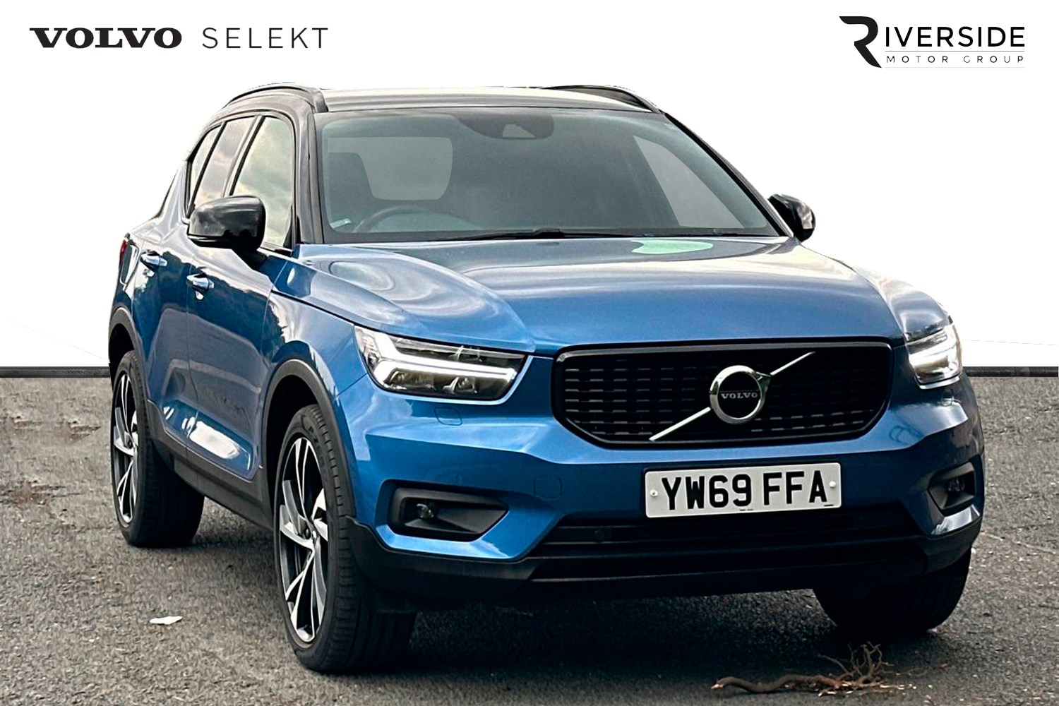 Volvo XC40 Listing Image