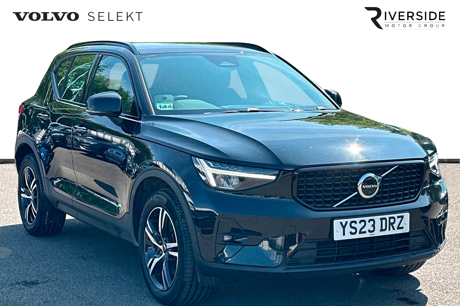 Volvo XC40 Listing Image