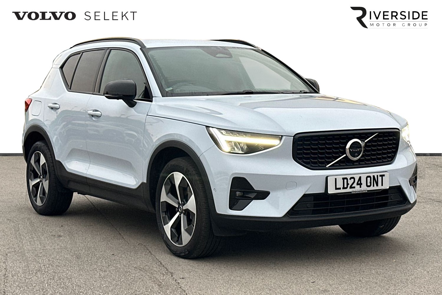 Volvo XC40 Listing Image