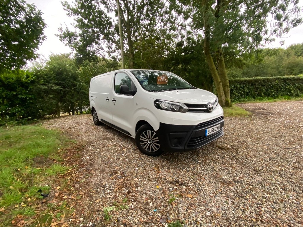 Toyota ProAce Listing Image