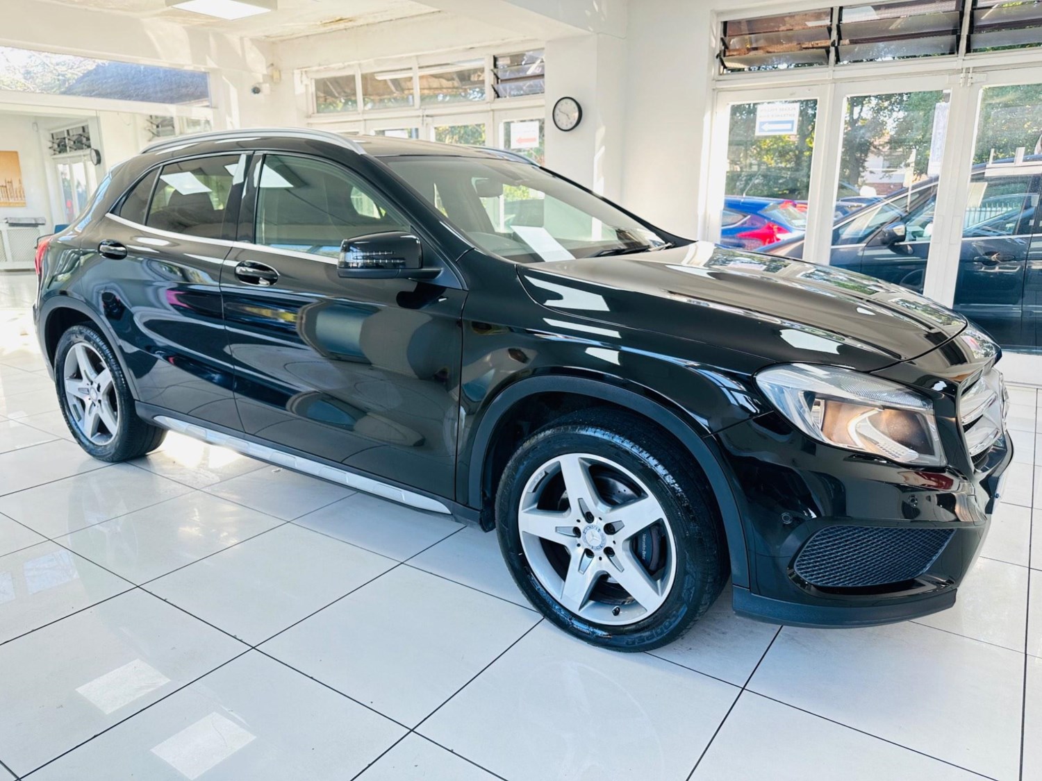 Mercedes-Benz GLA Listing Image