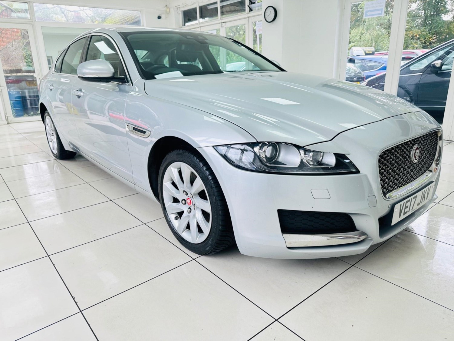 Jaguar XF Listing Image