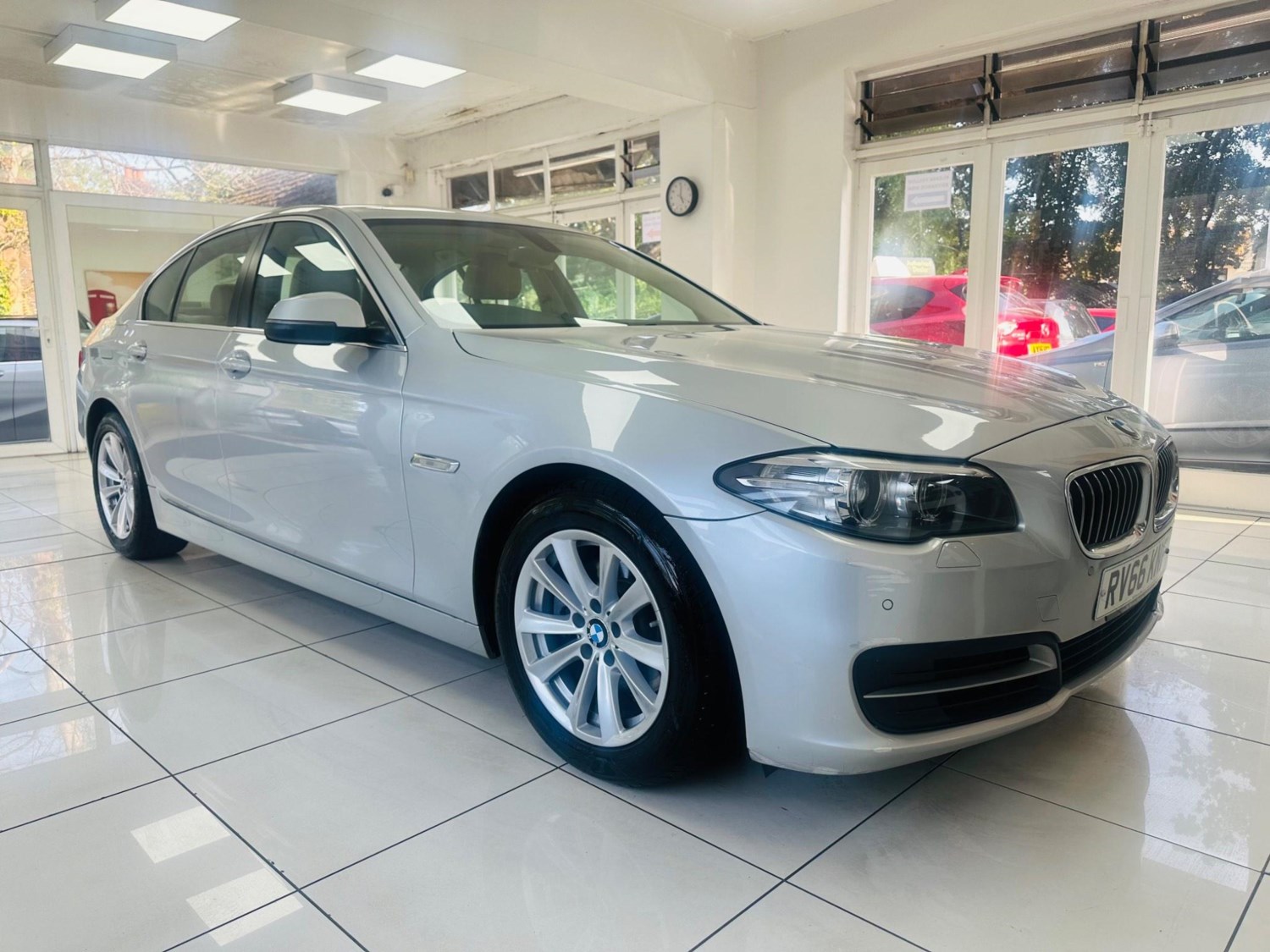 BMW 5 Series Listing Image