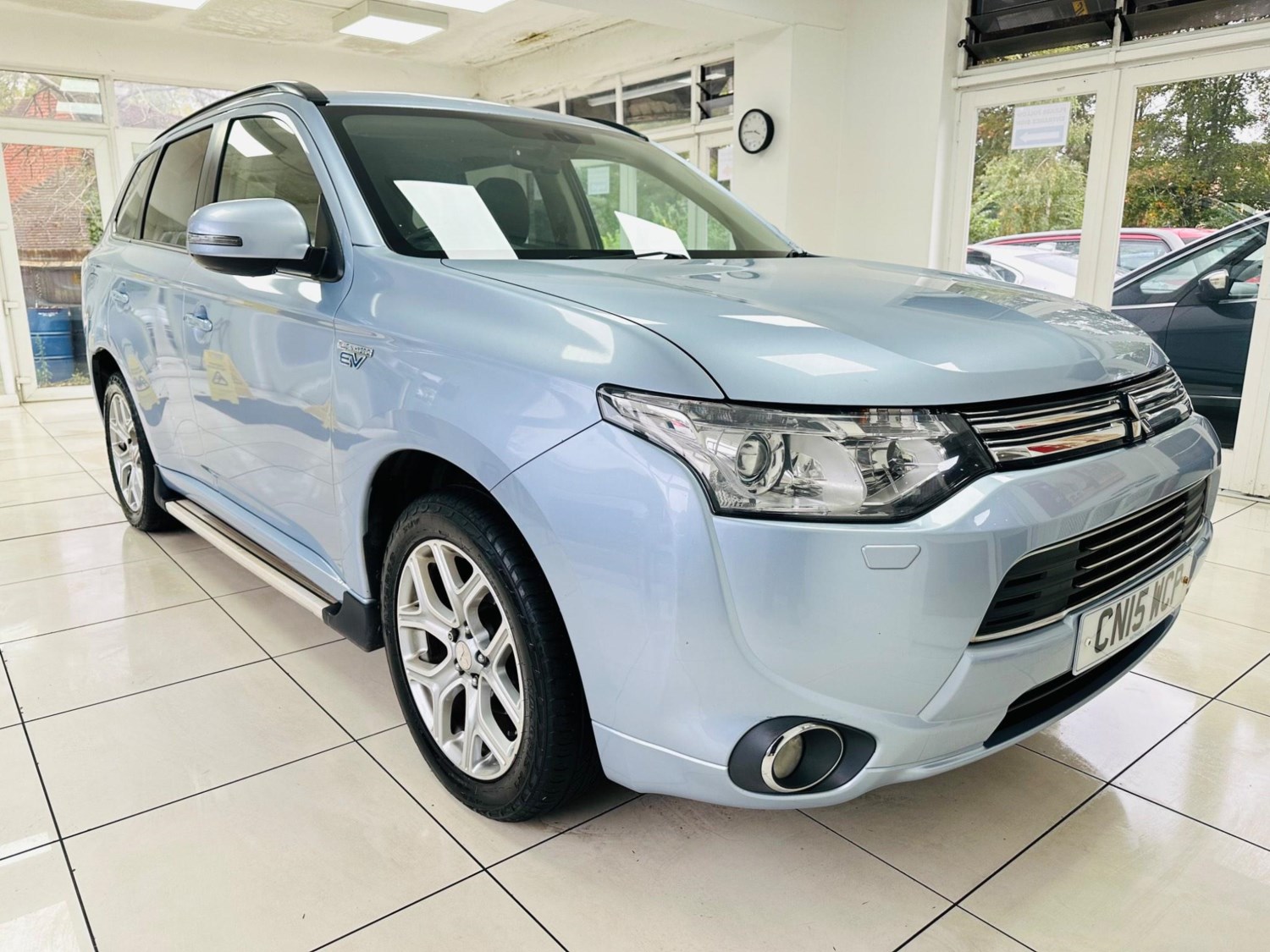 Mitsubishi Outlander Listing Image