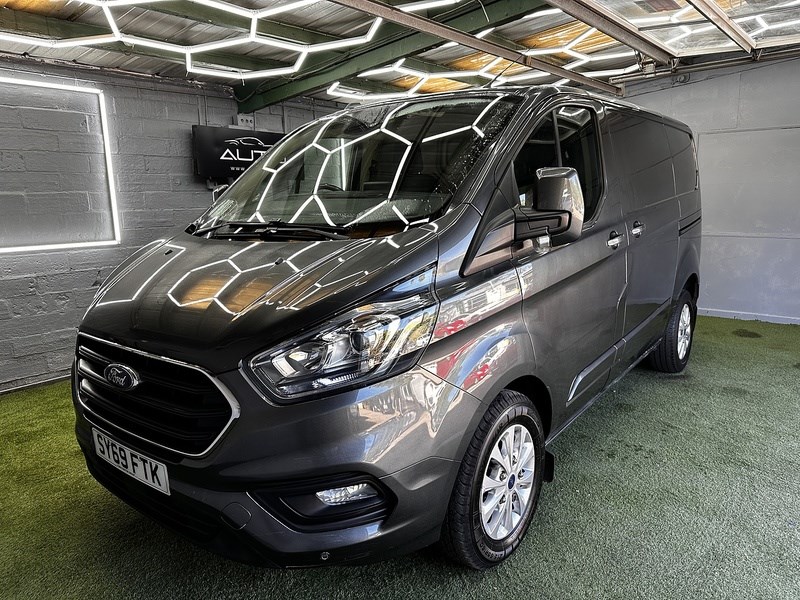 Ford Transit Custom Listing Image