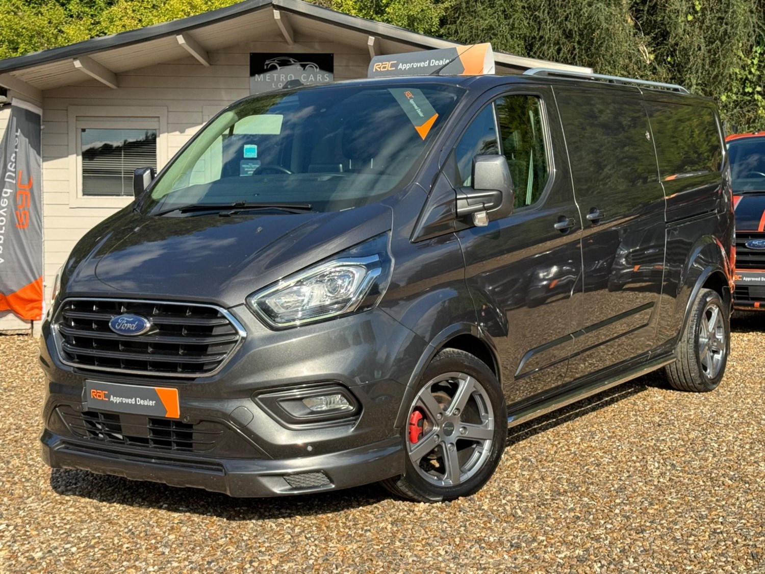 Ford Transit Custom Listing Image