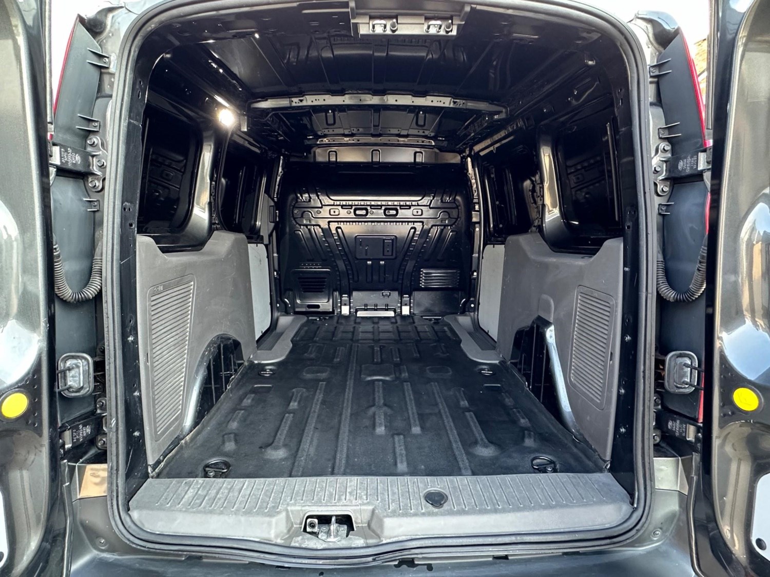 Ford Transit Connect Listing Image