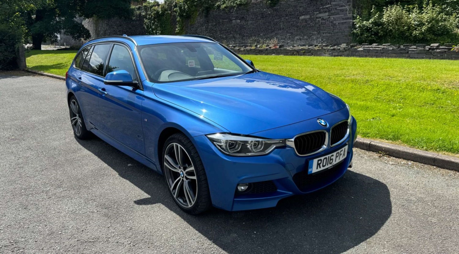 BMW 3 Series Listing Image