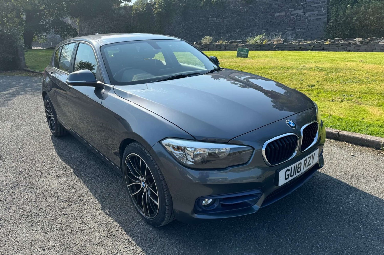 BMW 1 Series Listing Image