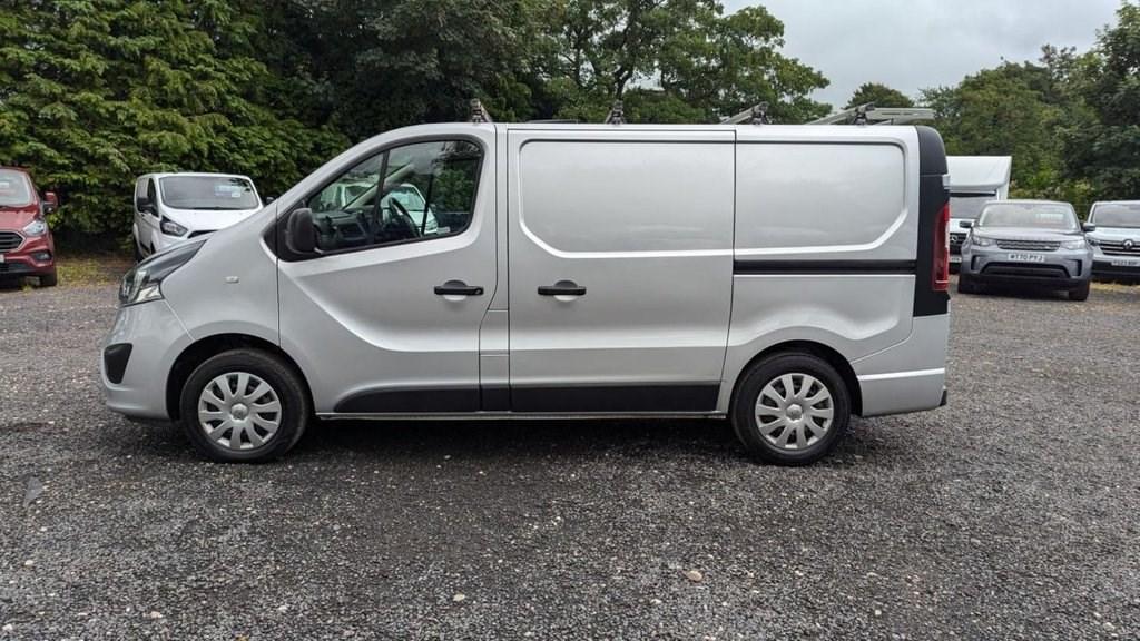 Vauxhall Vivaro Listing Image