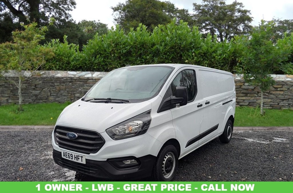 Ford Transit Custom Listing Image