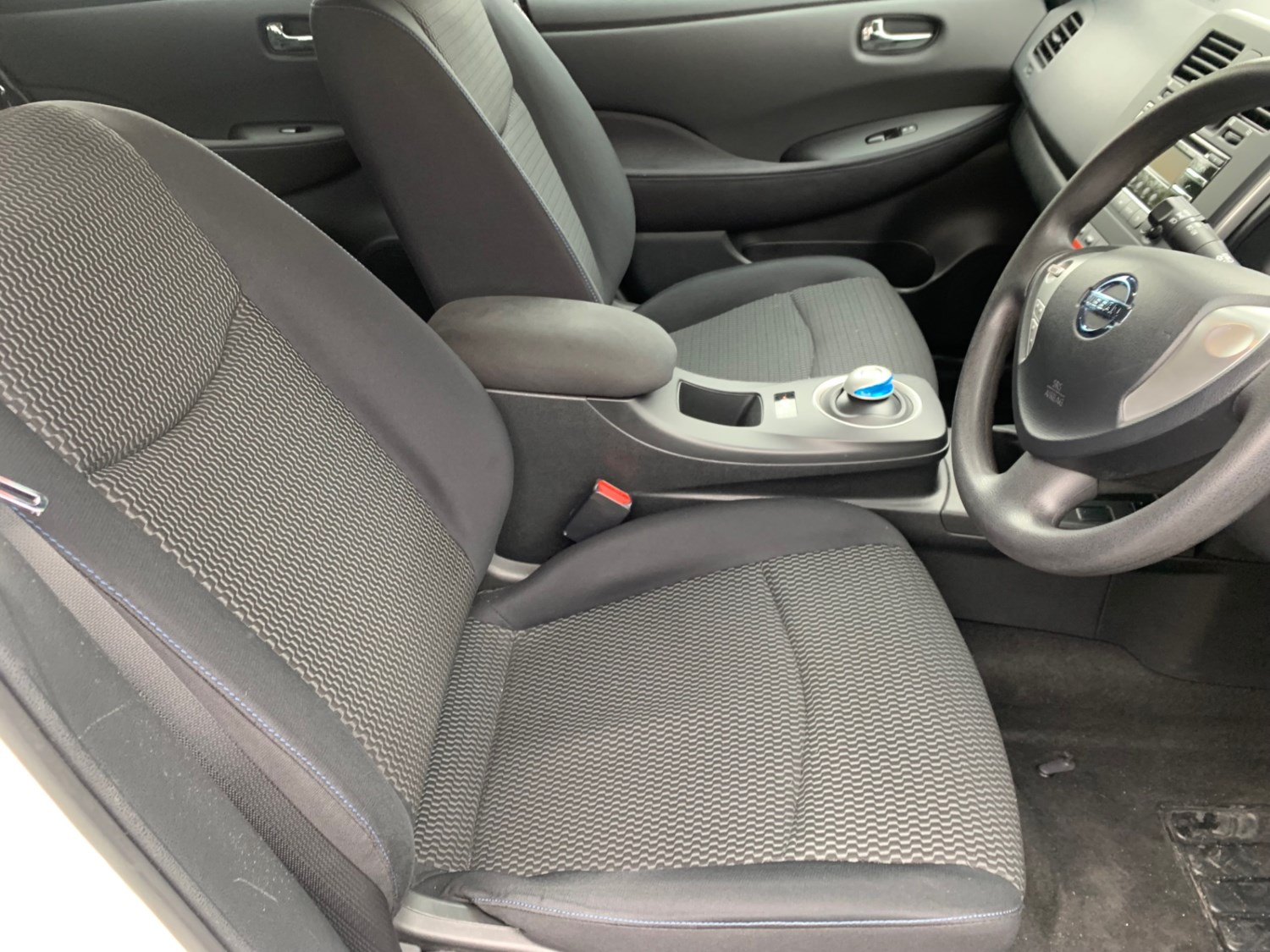 Nissan Leaf Listing Image