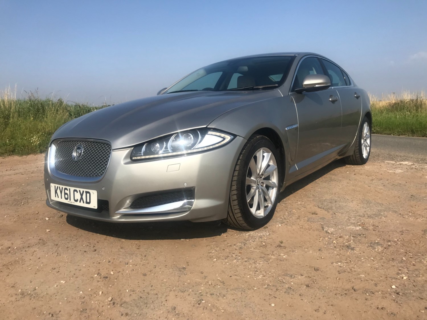 Jaguar XF Listing Image