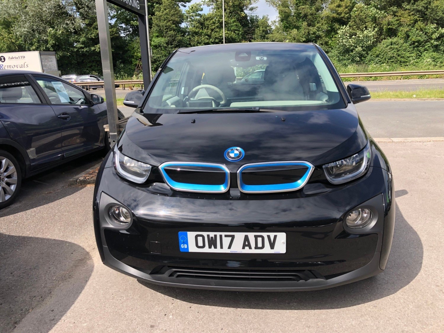 BMW i3 Listing Image