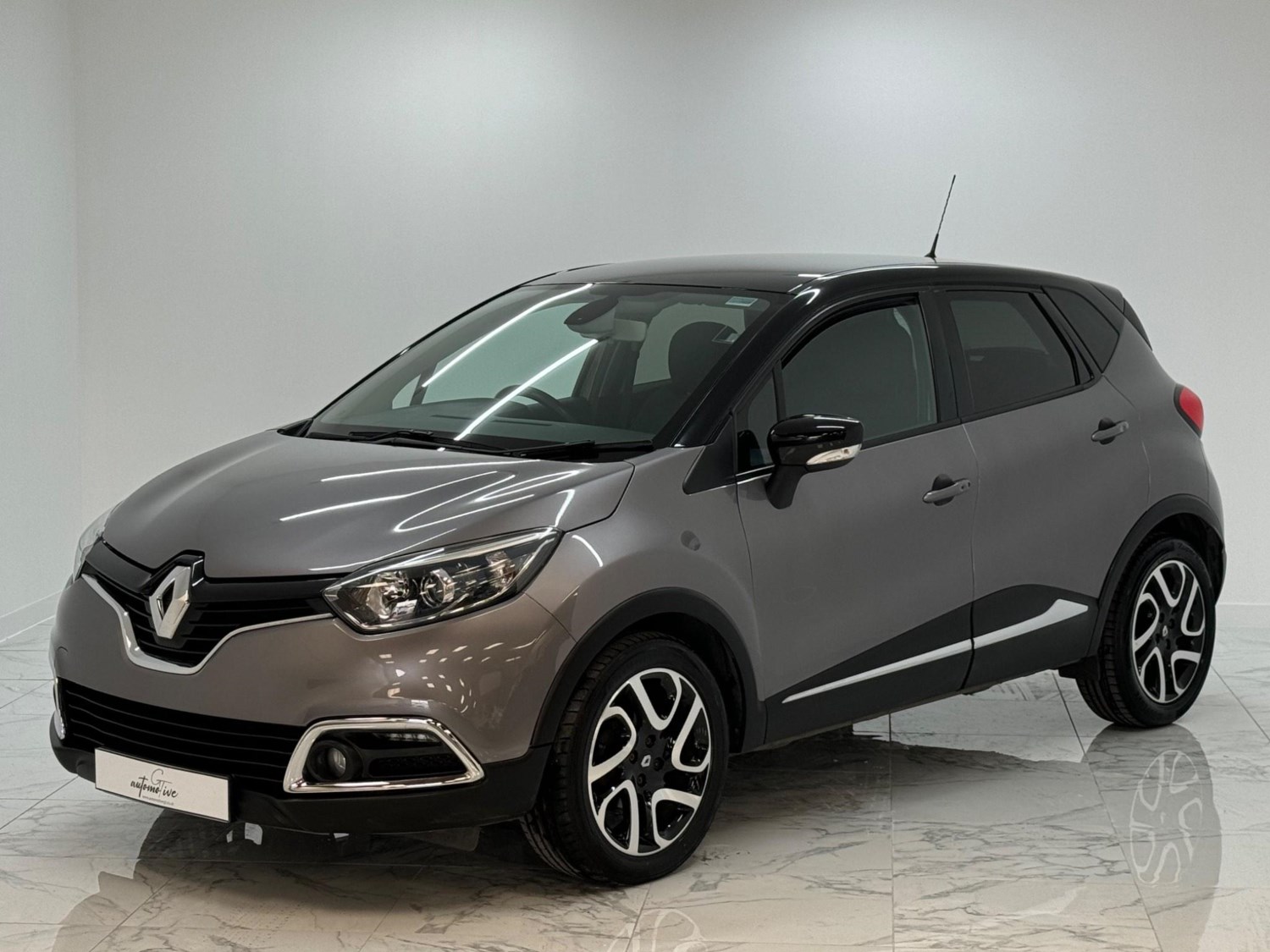 Renault Captur Listing Image