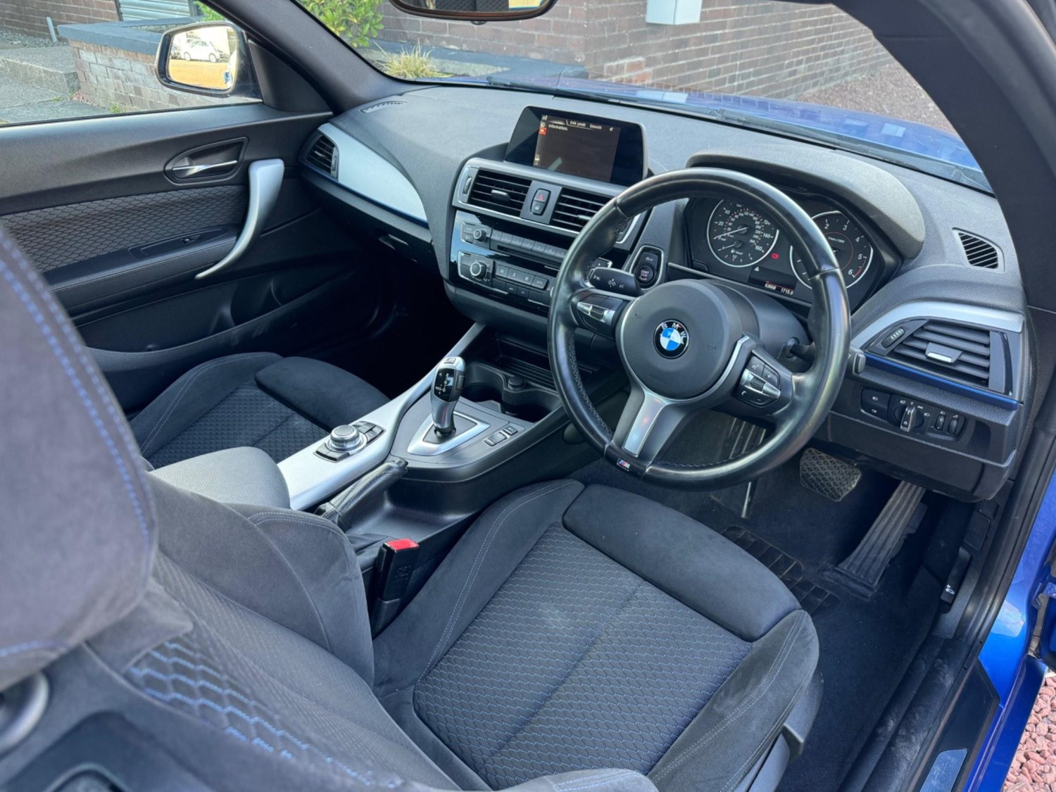 BMW 2 Series Listing Image