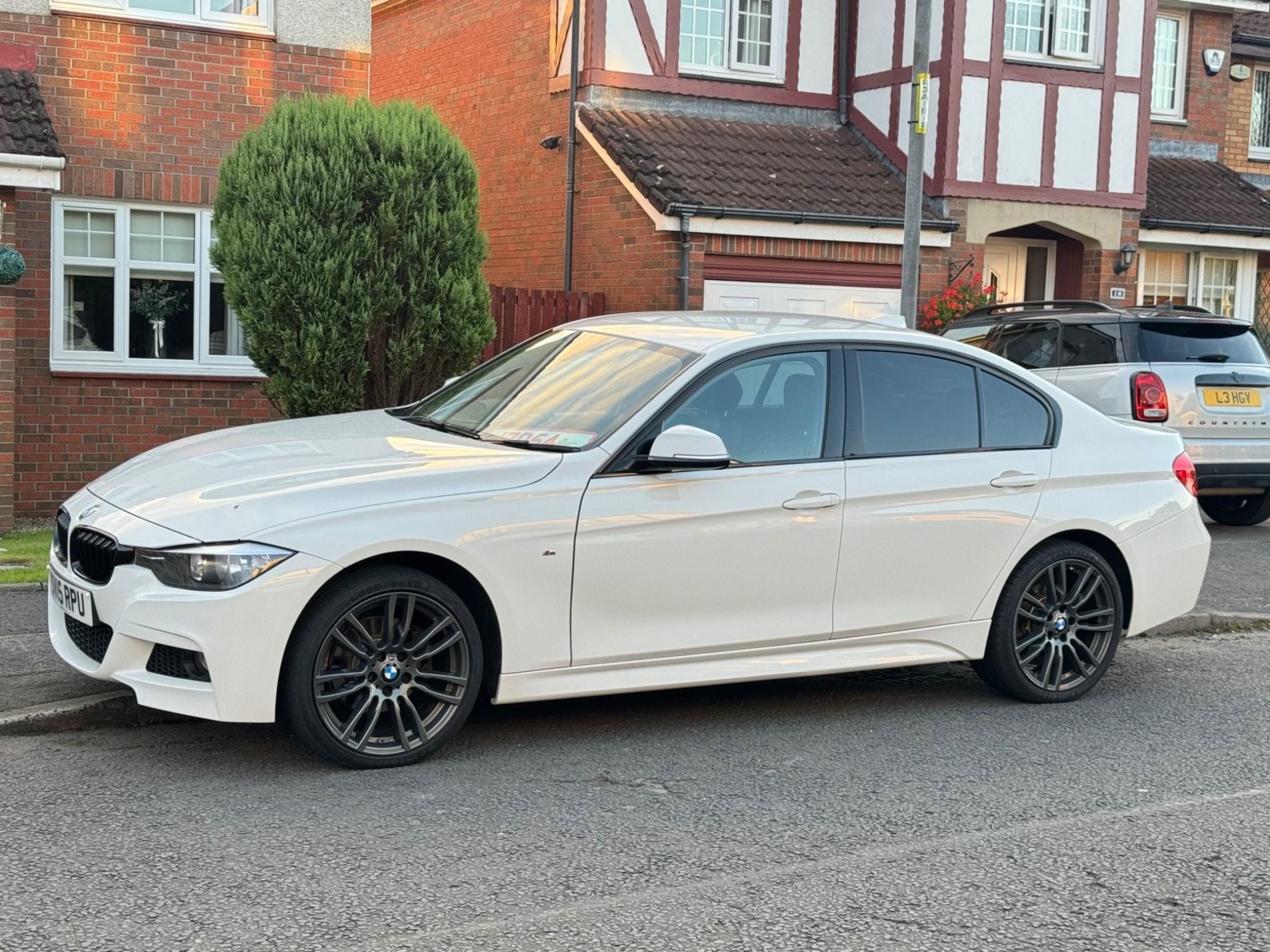 BMW 3 Series Listing Image