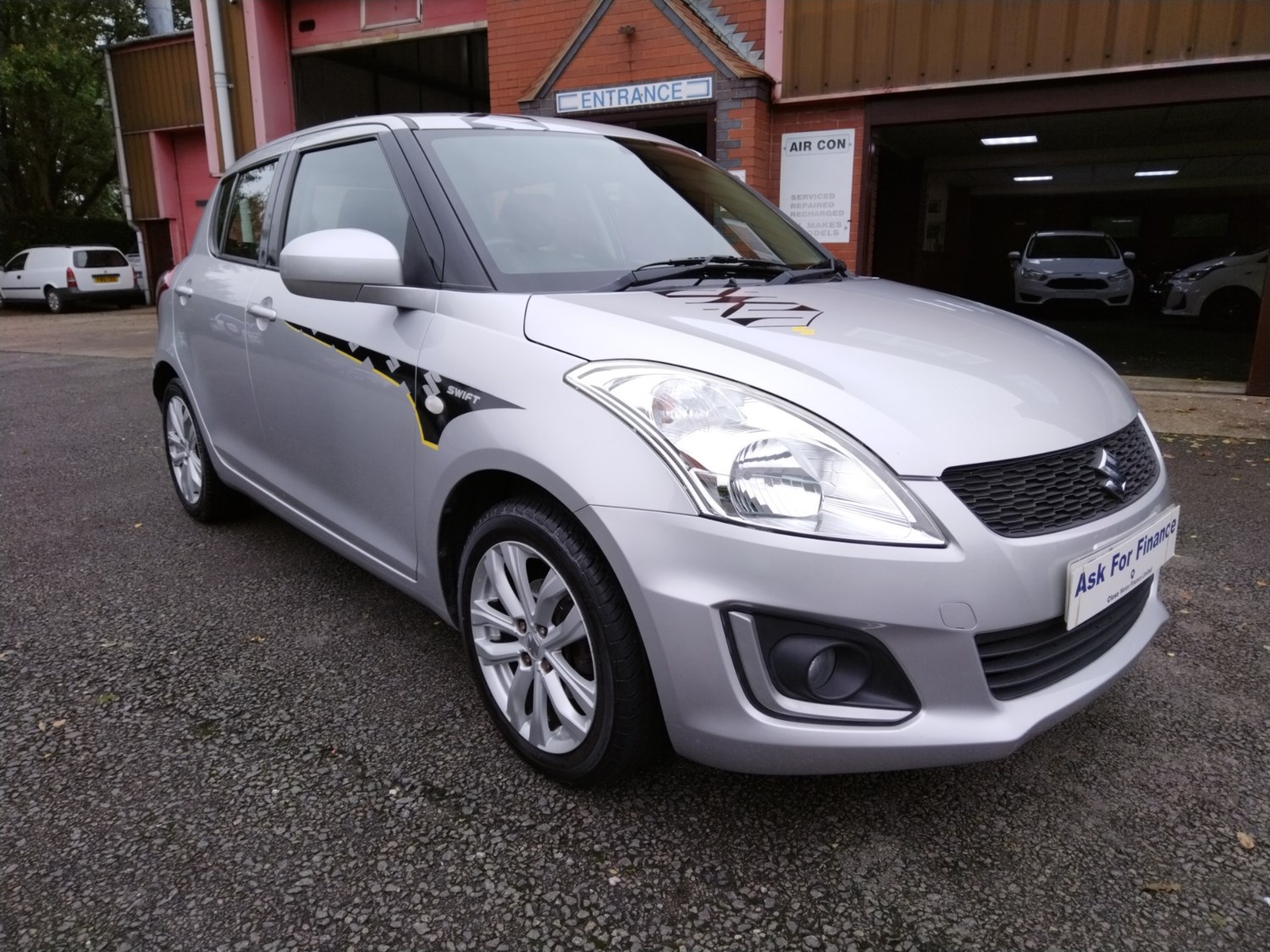 Suzuki Swift Listing Image